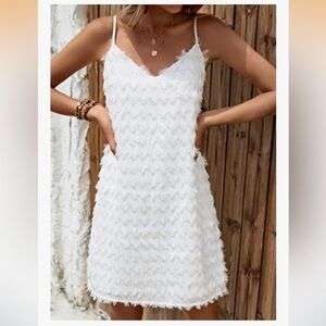 Cupshe v-neck, White Sleeveless midi, faux feathers, adjustable straps.